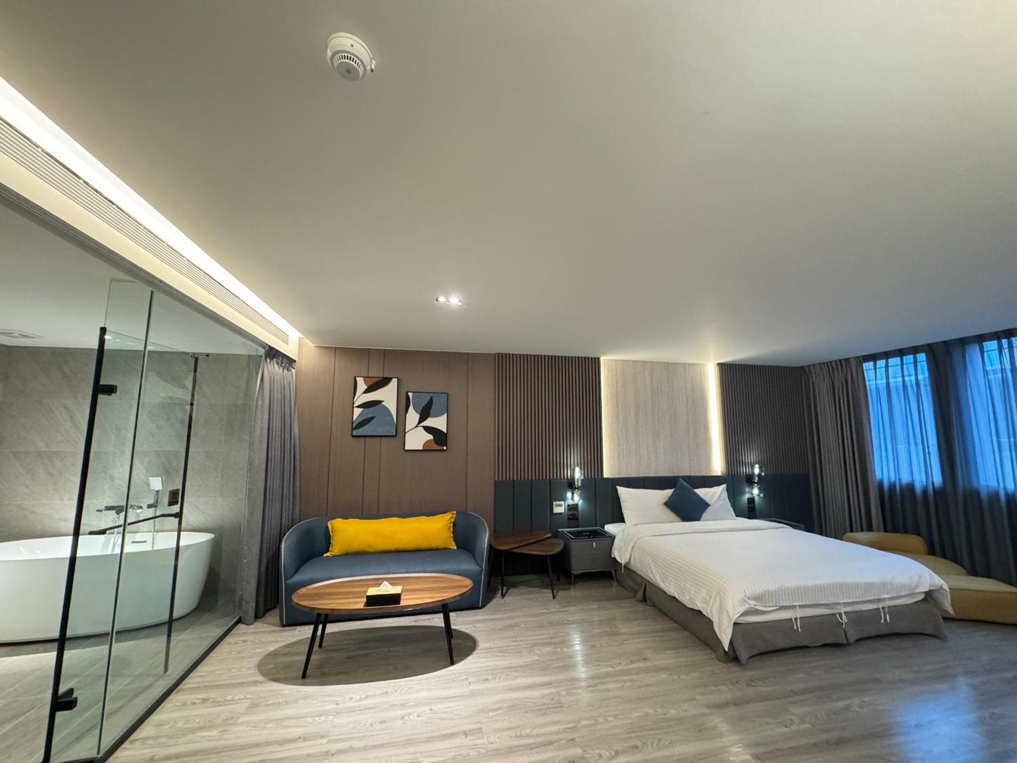 Hualien Pink Corner Hotel Luaran gambar